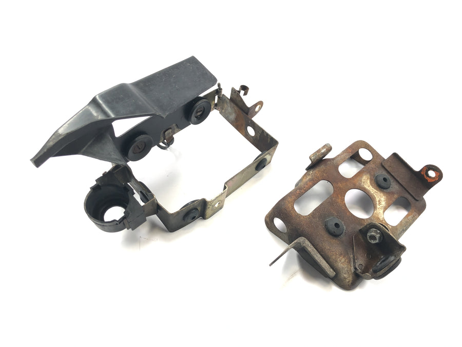 Honda FT 500 PC07 [1983] - Boîtier de batterie support de batterie support de batterie