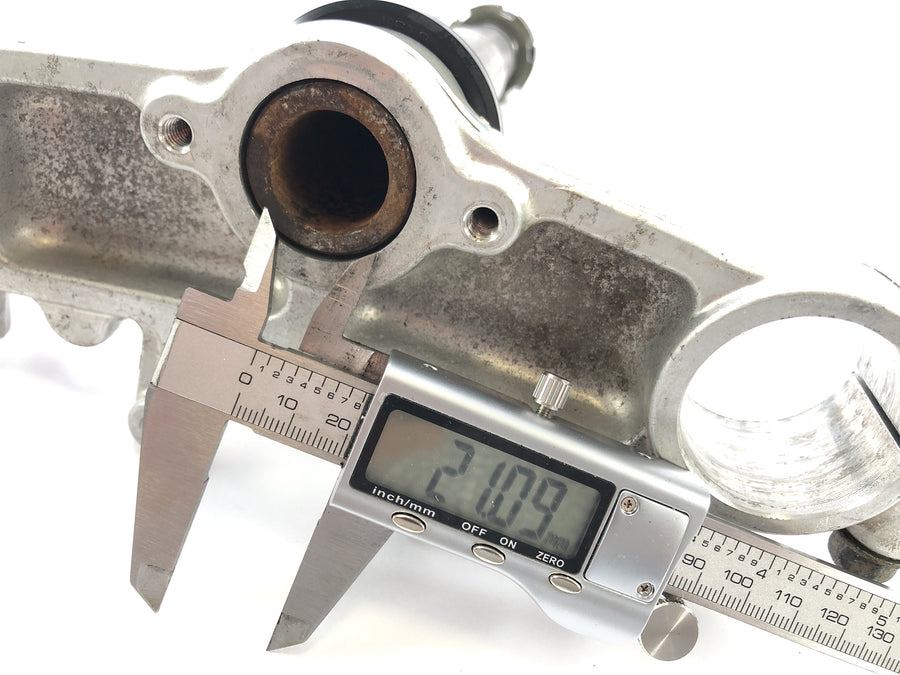 Yamaha DT 125 DE06 [2005] - Té de fourche inférieur