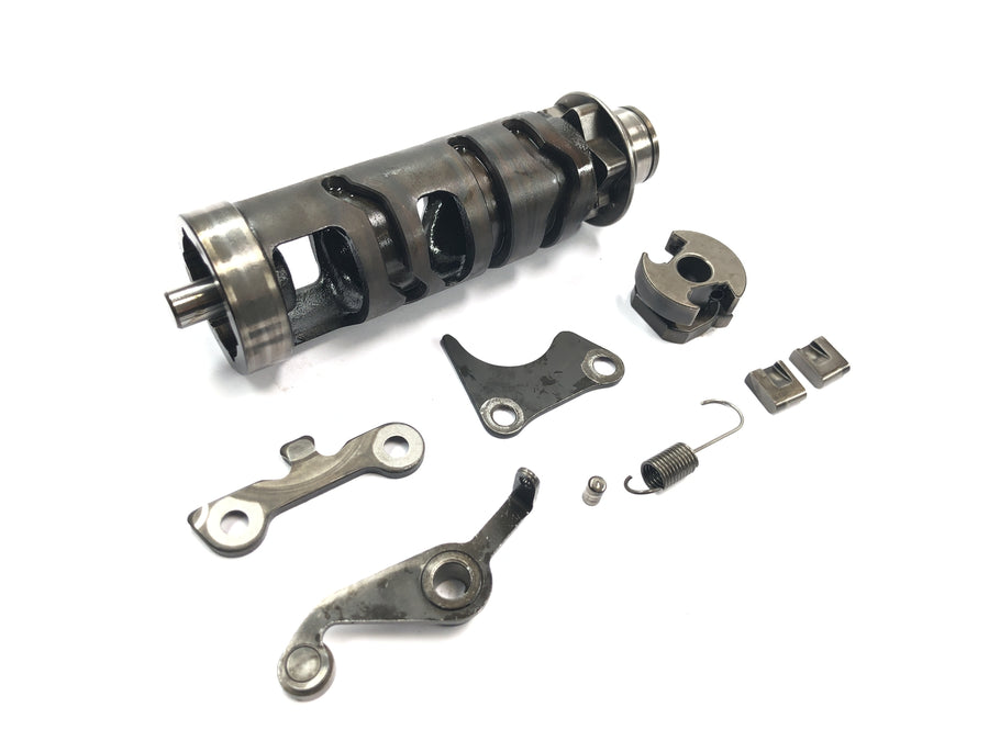 Suzuki GSX R 1100 GU74C [1987] - shift drum shift star shift mechanism