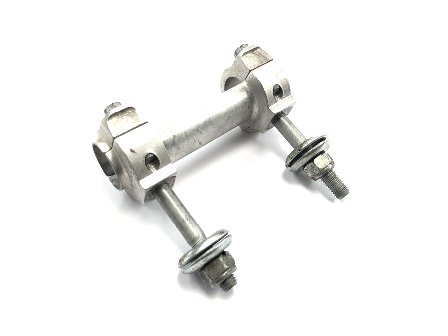KTM 950 Adventure LC8 [2004] - Collier de guidon, support de guidon, pontet de guidon