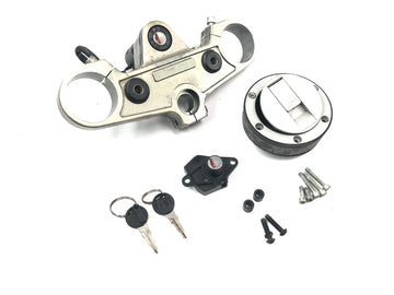 Moto Guzzi V10 Centauro [1998] - Lock set ignition lock with fork bridge at the top of the tank cap