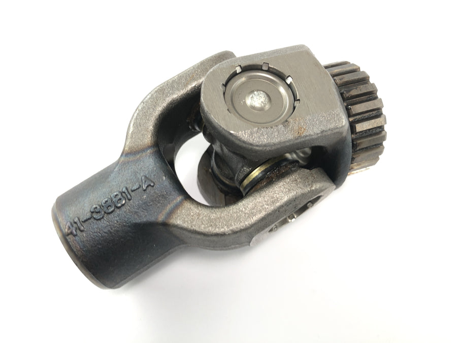 Suzuki VZ 1500 WVCU [2011] - Arbre de transmission à cardan.