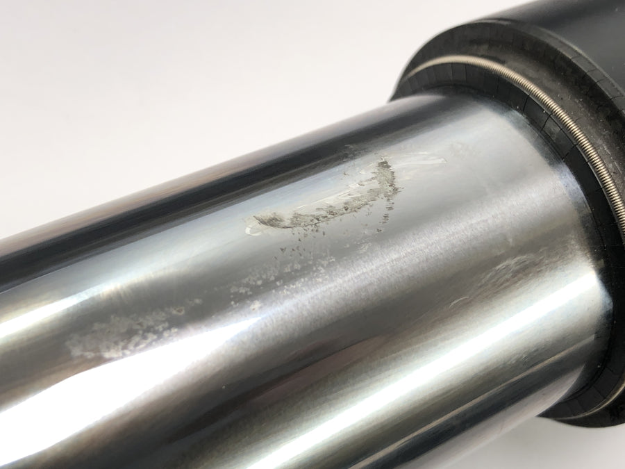 KTM 950 SM LC8 [2008] - Fork Telegabel avec axe
