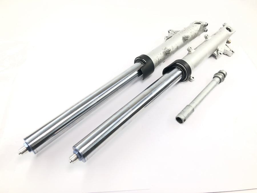 Honda CBR 600 RR PC37 [2004] - Fourche 45 mm Fourche télescopique avec axe