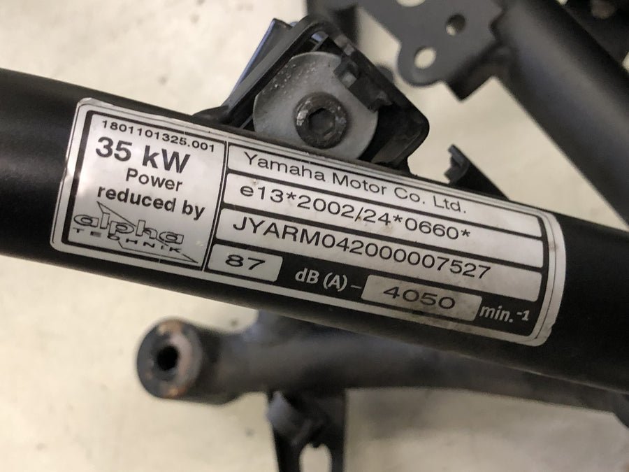 Yamaha MT07 RM04 [2014] - Cadre avec papiers