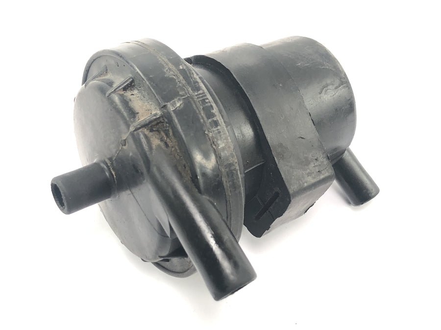 Honda NX 650 Dominator RD02 [1994] - Ventilation du carter moteur