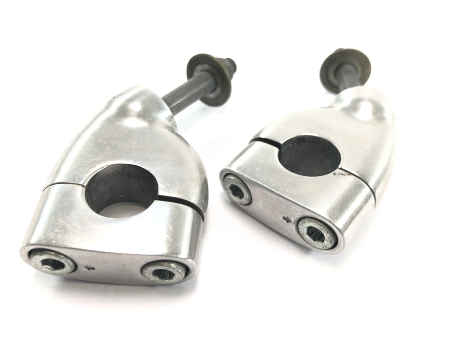 Yamaha MT 03 RM02 [2007] - Colliers de serrage supports de guidon support de guidon avant