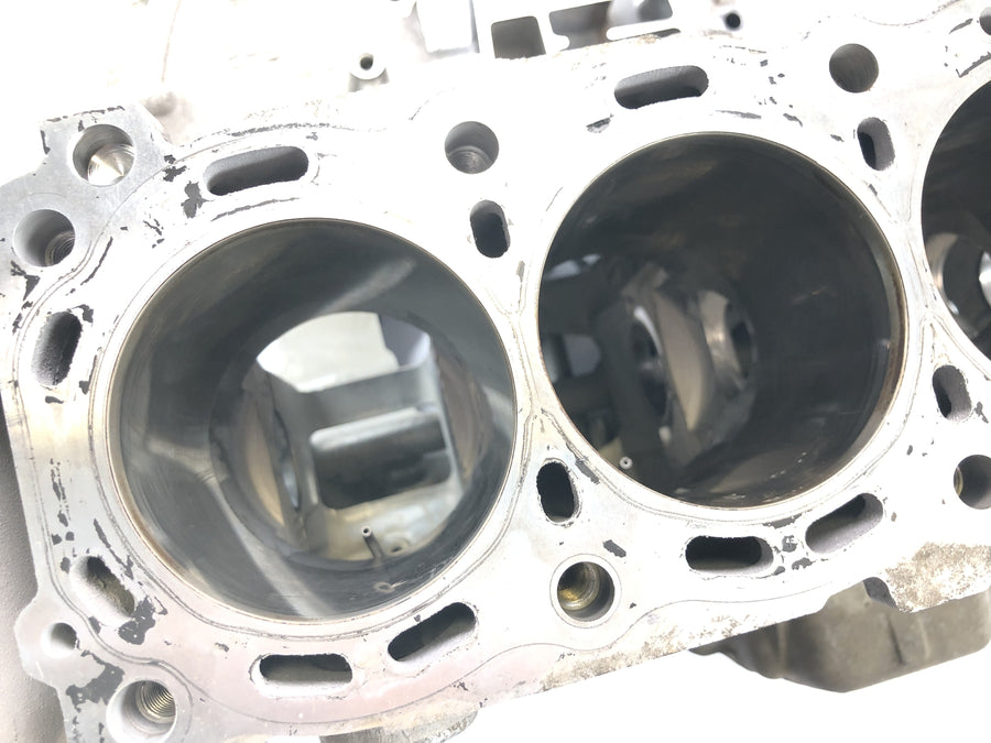 Suzuki GSX R 1000 WVBZ K3 [2003] - Carter moteur bloc-cylindres bloc moteur avec pistons