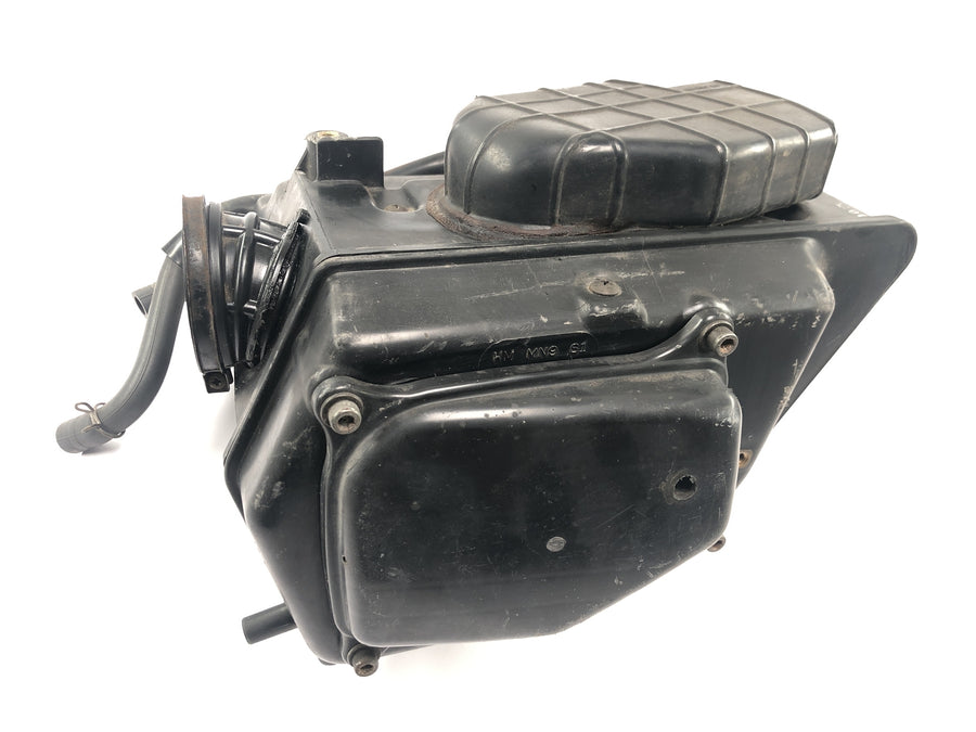 Honda NX 650 Dominator RD02 [1994] - Air filter box air filter housing airbox