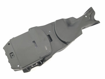 Triumph Street Triple R 675 D67LD [2010] - Couverture de rad intérieure de la feuille de protection intérieure à l'arrière à l'arrière - 0