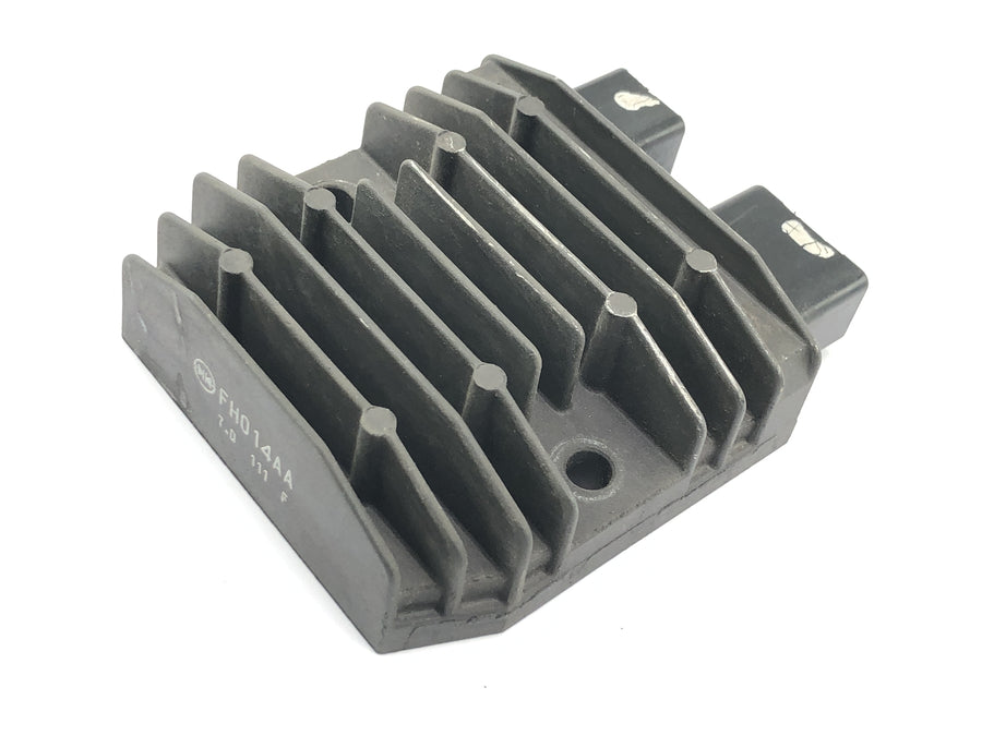 Honda CBR 1000 RR SC59 [2008] - Voltage regulator rectifier regulator