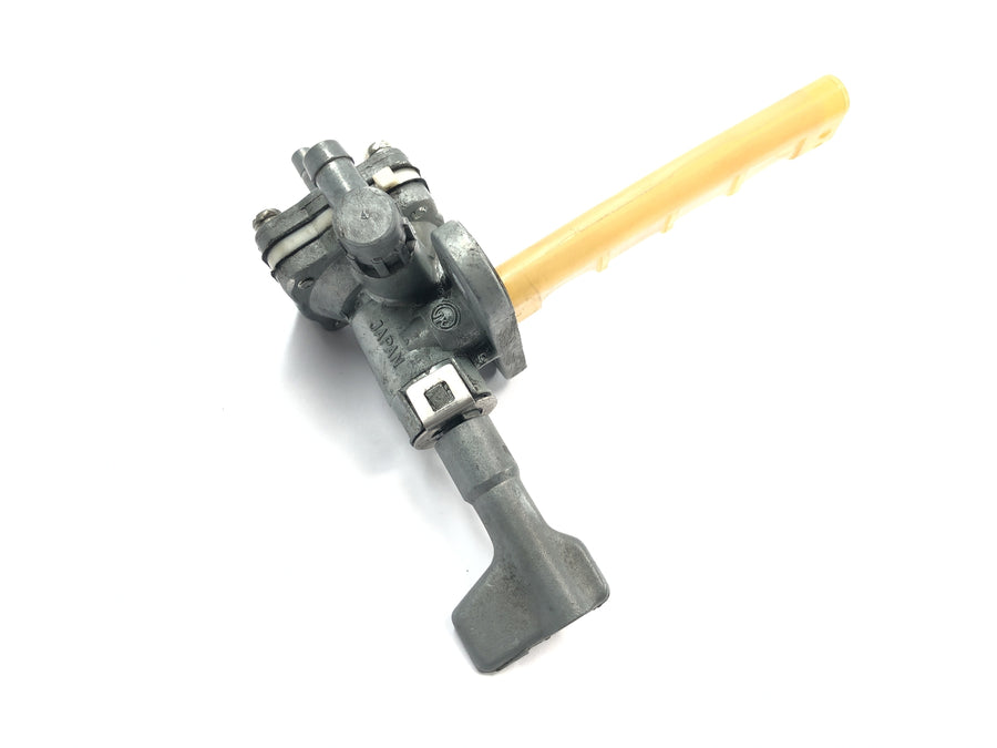 Suzuki GSX R 1100 GU74C [1987] - Fuel tap fuel tap