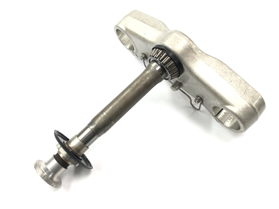 Triumph Speed ​​​​Triple T509 [1998] - collier de fourche inférieur