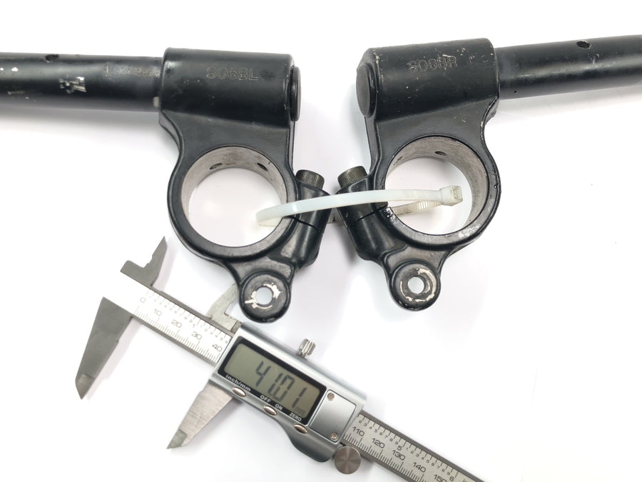 Suzuki GSX R 1100 GU74C [1987] - handlebar stub clip-on handlebar pair left right front 41 mm
