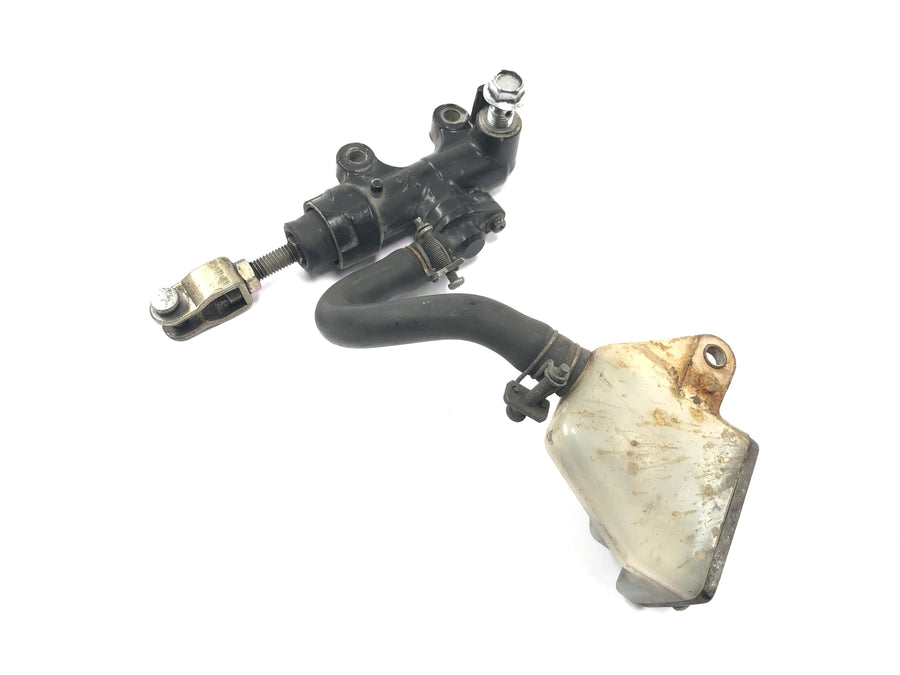 Suzuki GSX R 1100 GU74C [1987] - Rear brake pump, master cylinder, foot brake pump