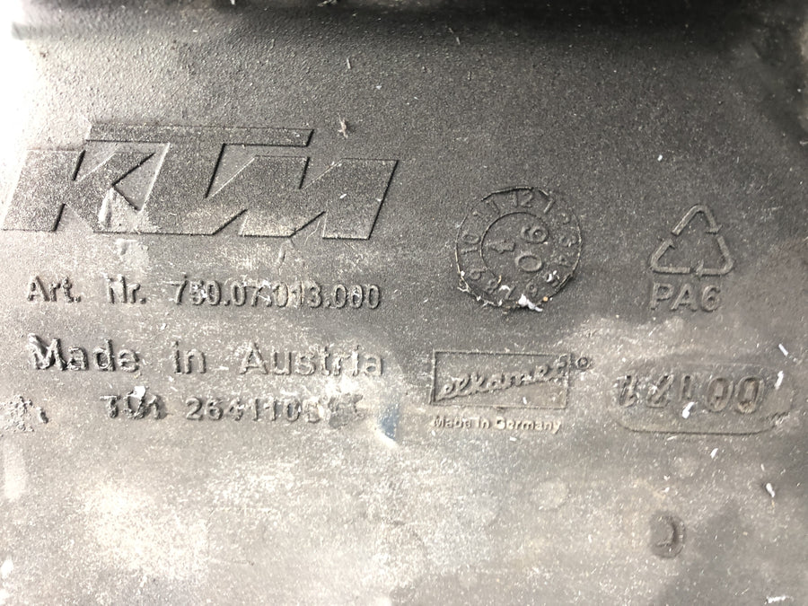KTM 690 SM Prestige [2007] - réservoir d'essence du réservoir