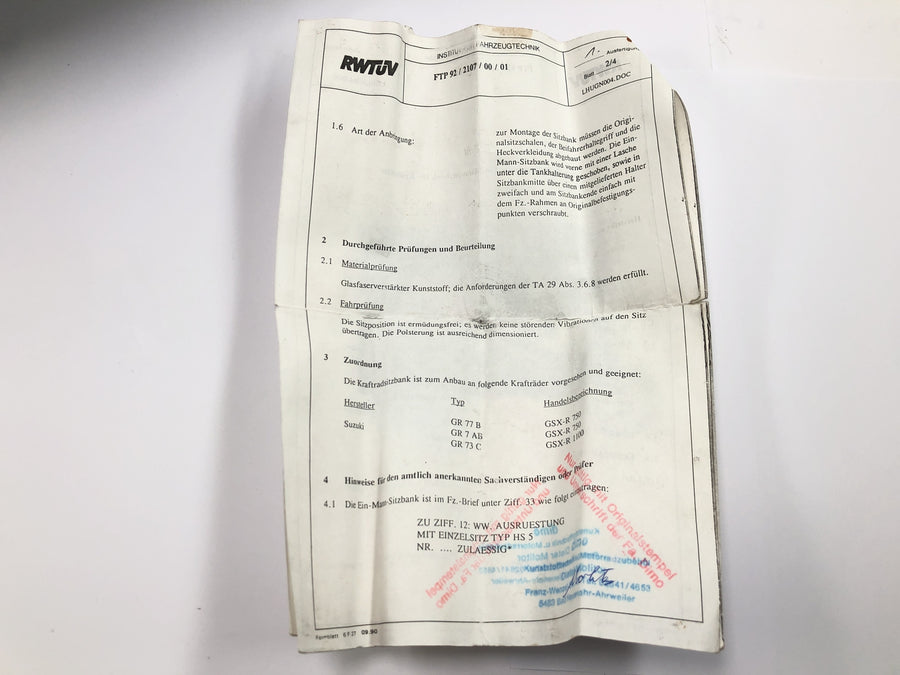 Suzuki GSX R 1100 GU74C [1987] - Carénage arrière, bossage de selle, becquet arrière DIMO