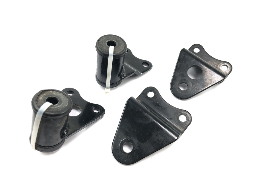 Kawasaki W 650 EJ650A [1999] - Engine mount engine mount bracket set