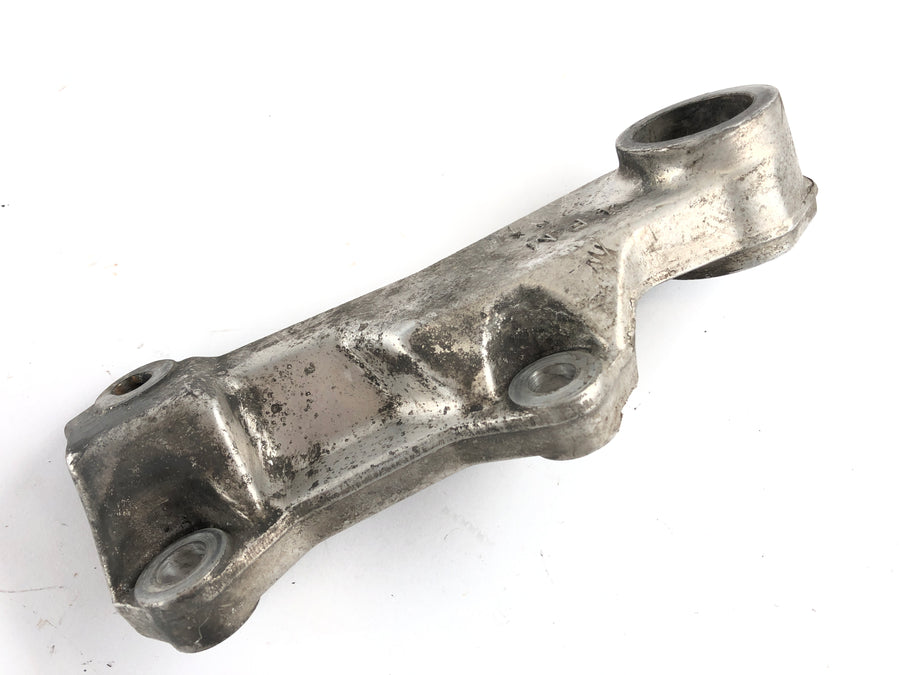 Yamaha YZF 750 R 4HN [1995] - anchor plate