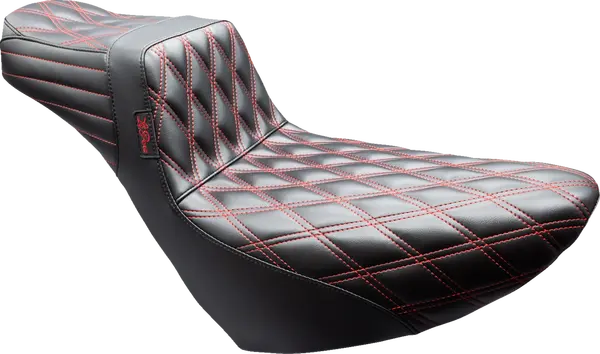 Harley Davidson FXLRST [LE PERA] – Siège avant relevé