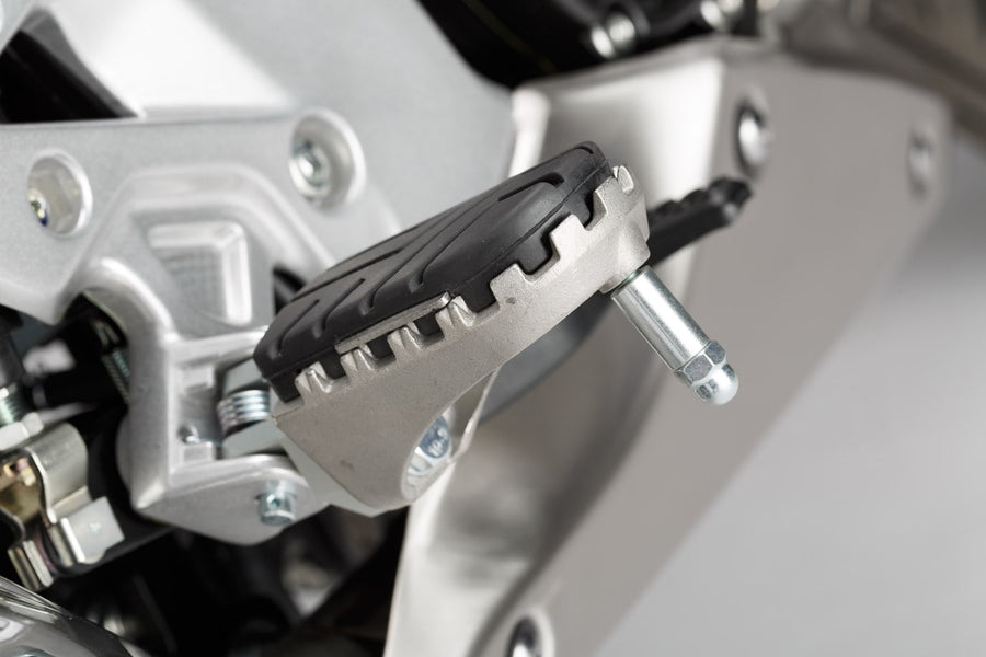 BMW F 650 CS Scarver [2002-2005] - Repose-pieds ION – photo 2