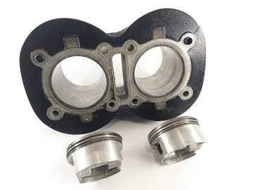 Triumph Bonneville 800 T100 [2004] - Cylinder with piston