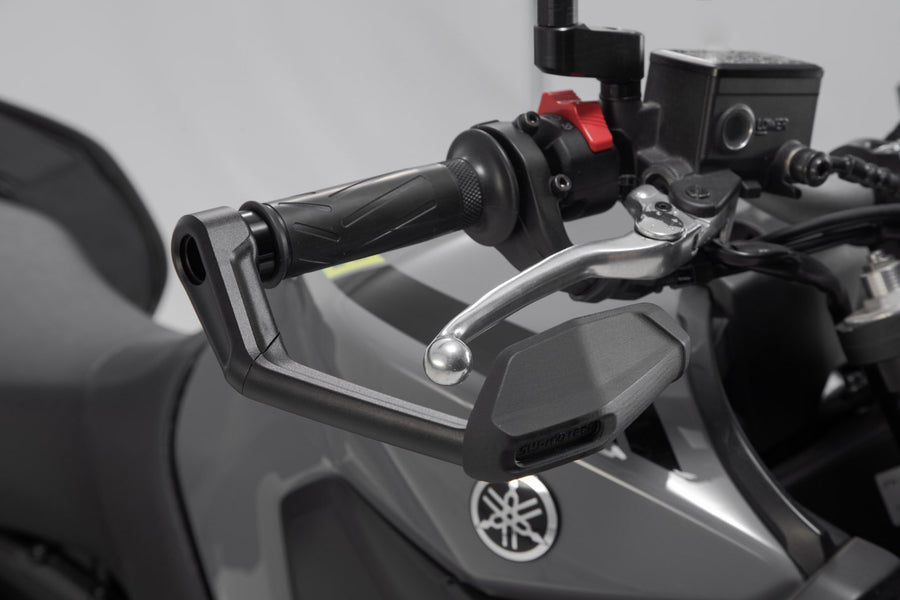 Yamaha MT 07 [2023-2024] - lever protector with wind deflector - picture 4