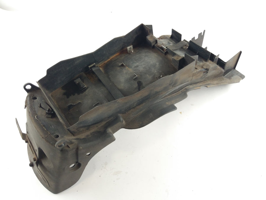 Yamaha XJR 1300 RP02 [2001] - Rear underbody rear underbody rear inner panel