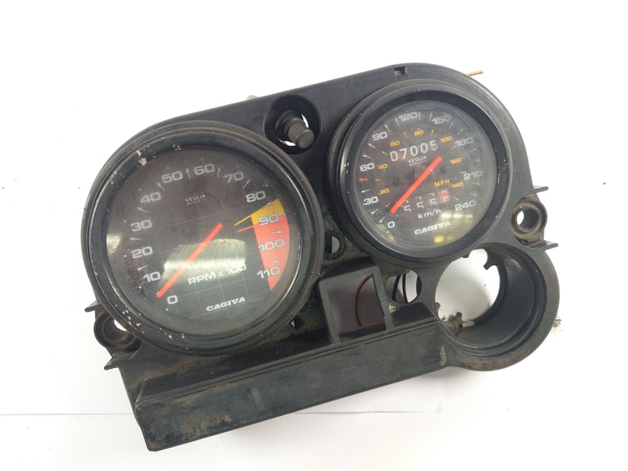 Aménagement du cockpit Cagiva Alazzurra