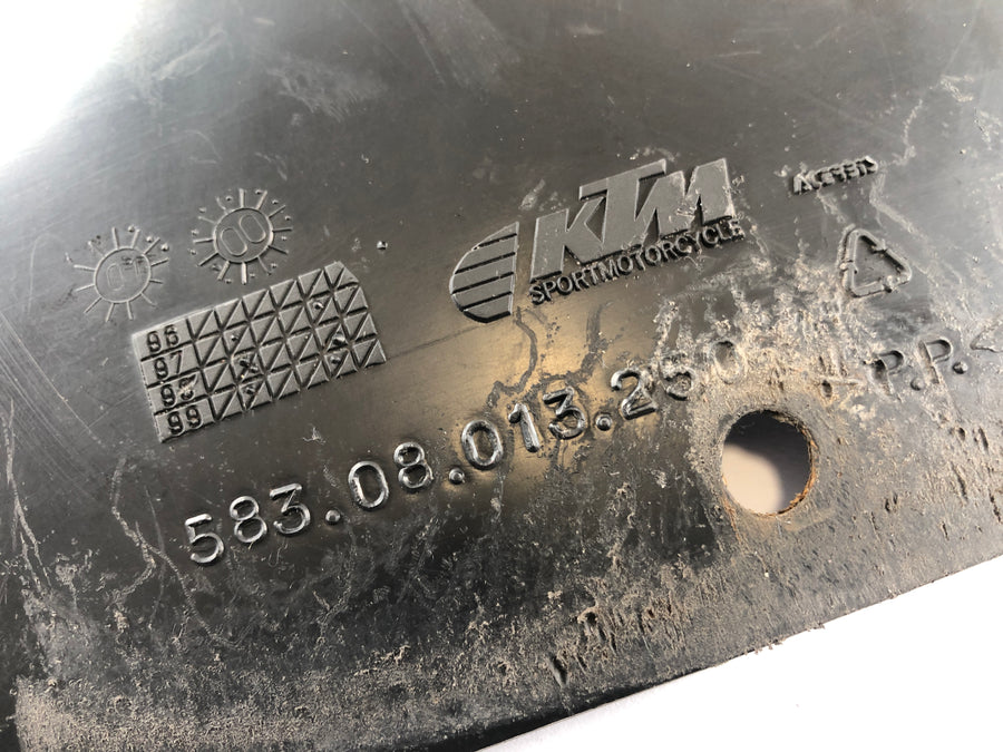 KTM 640 LC4 Prestige [2003] - Pare-boue