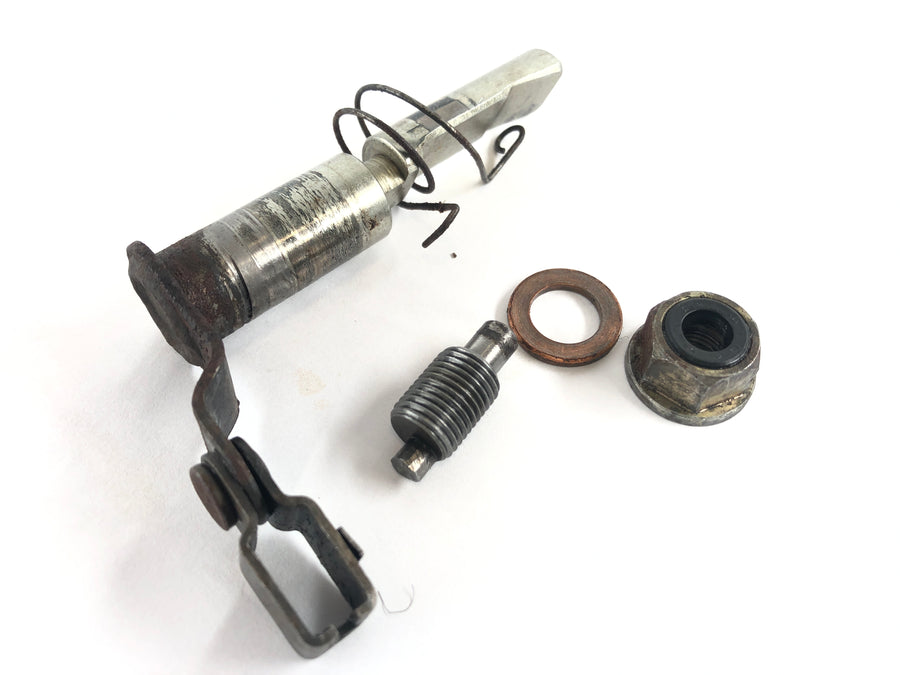 Yamaha XT 500 1U6 [1980] - cylindre récepteur d'embrayage