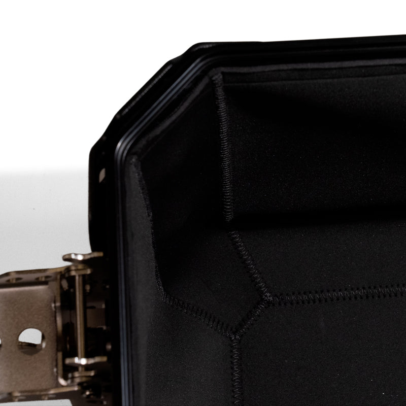 BMW R nineT 1200 Racer [2017-2020] - Neopren-Innenauskleidungen für Aluminiumtaschen Atlas 39L + 32L Auspuffseiten + Neopren-Innenauskleidung für Atlas 44L-Topcase