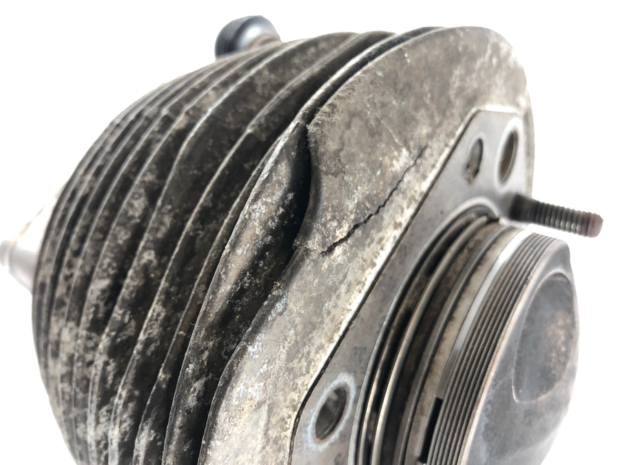 BMW R 75/6 [1974] - Cylindre avec piston à droite