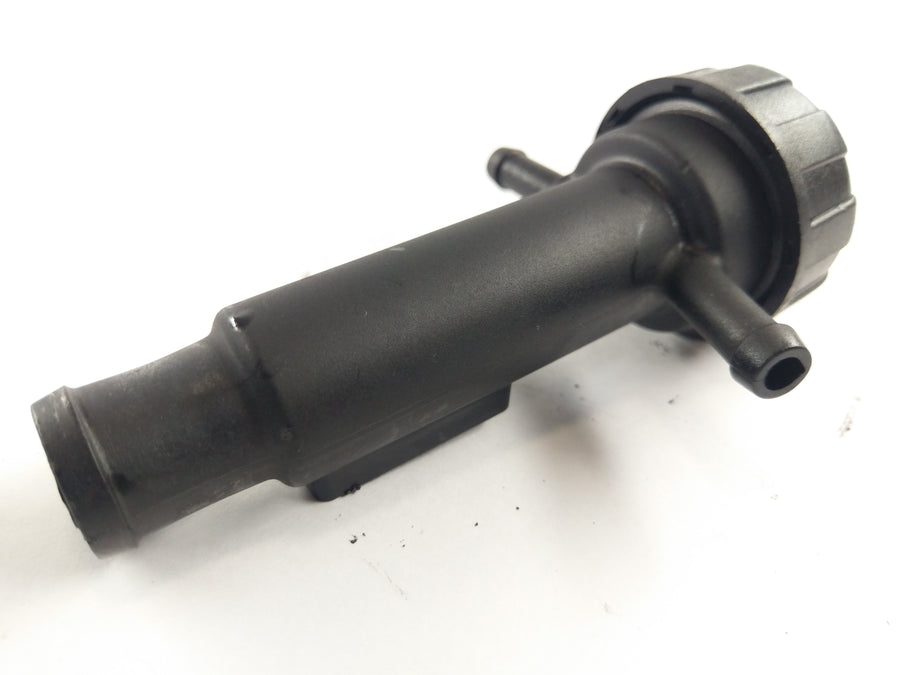 Aprilia RST 1000 Futura [2004] - charge de remplissage cool