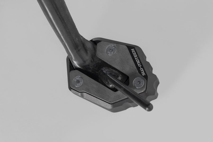 Yamaha Tracer 9 [2021-2022] - side stand foot extension black/silver, version MT-09/XSR900 - picture 1