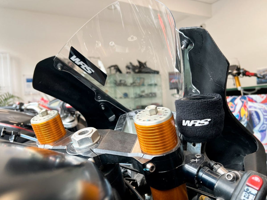 [WRS] - Protective sleeve for brake fluid reservoir - view 3