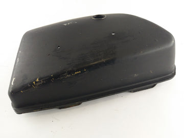 Suzuki GT 750 [1973] - Cache latéral en plastique - 0