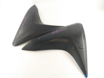 Yamaha YZF 125 RE06 [2011] - Panneau latéral de carénage